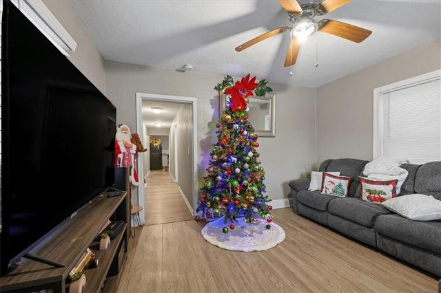 534 Reynolds Avenue, Kansas City, KS 66101