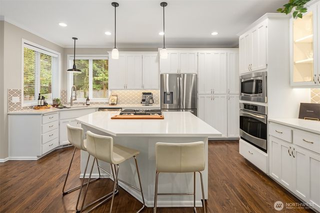 3032 206th Way NE, Sammamish, WA 98074