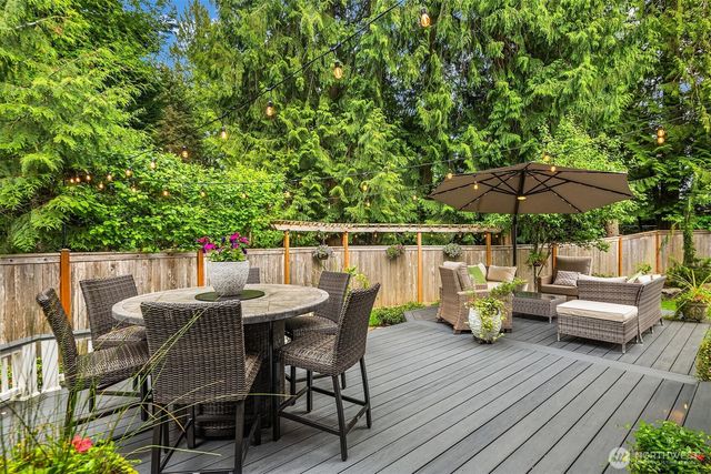 3032 206th Way NE, Sammamish, WA 98074