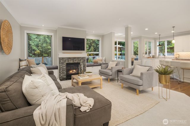 3032 206th Way NE, Sammamish, WA 98074