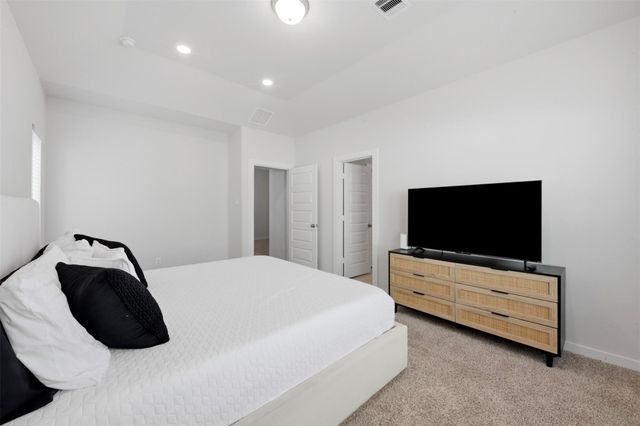 635 Salt Marsh Trail, Kemah, TX 77565