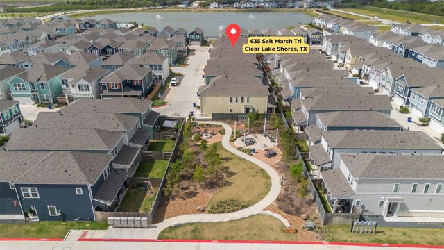 635 Salt Marsh Trail, Kemah, TX 77565