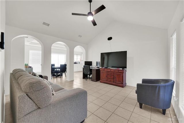 701 W 30th Street, Mission, TX 78574