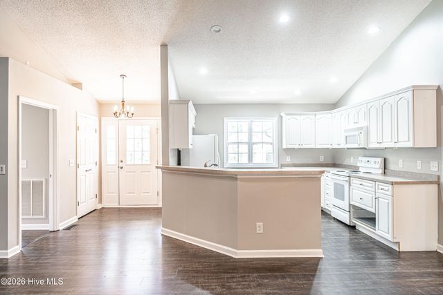 102 Sheffield Lane, West End, NC 27376