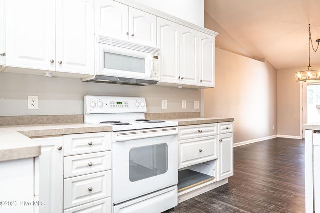 102 Sheffield Lane, West End, NC 27376
