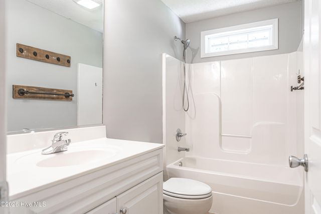 102 Sheffield Lane, West End, NC 27376
