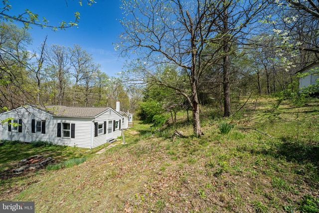 10635 CRYSTAL FALLS DR, Hagerstown, MD 21742