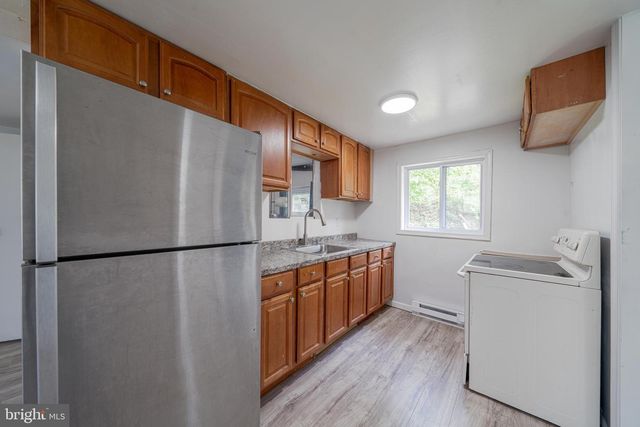 10635 CRYSTAL FALLS DR, Hagerstown, MD 21742