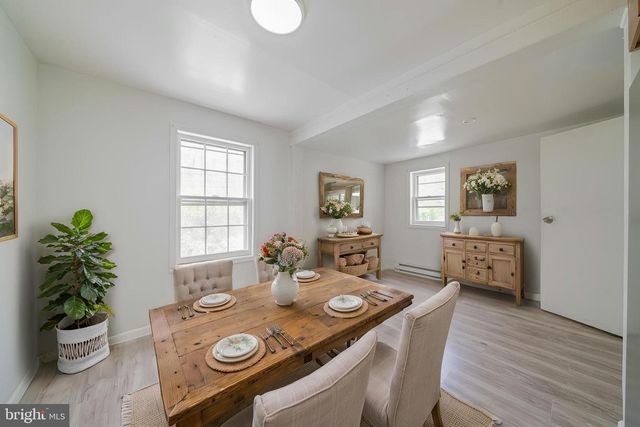 10635 CRYSTAL FALLS DR, Hagerstown, MD 21742