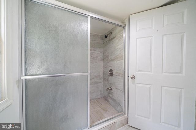 10635 CRYSTAL FALLS DR, Hagerstown, MD 21742