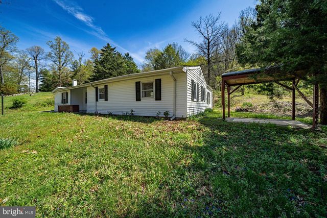 10635 CRYSTAL FALLS DR, Hagerstown, MD 21742