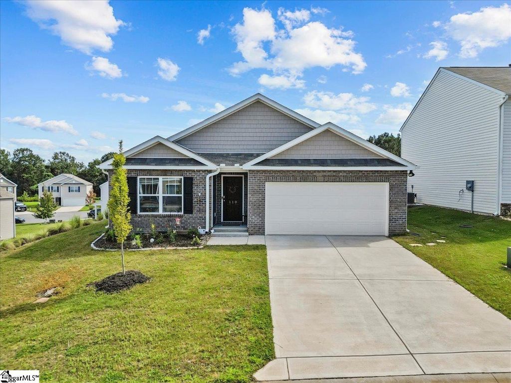 110 Ashwood Way, Easley, SC 29640