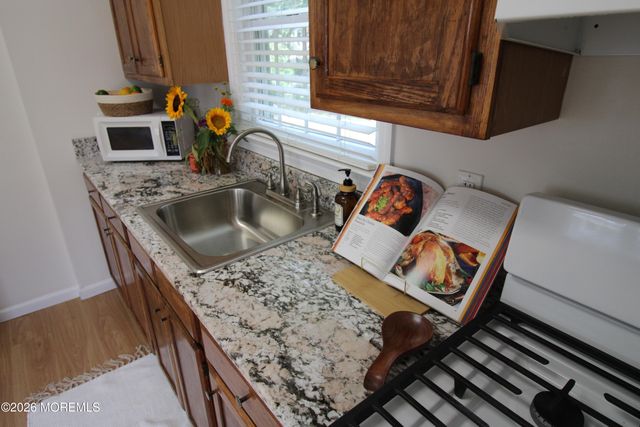 21 Coolidge Drive, Brick, NJ 08724