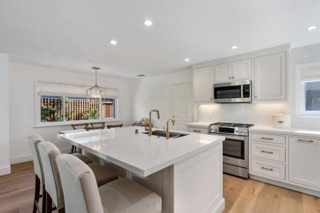 1641 Hyacinth Lane, San Jose, CA 95124