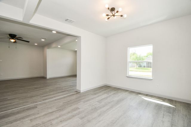 4507 Kingsbury Street, Houston, TX 77021