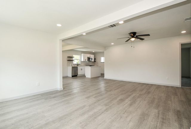 4507 Kingsbury Street, Houston, TX 77021