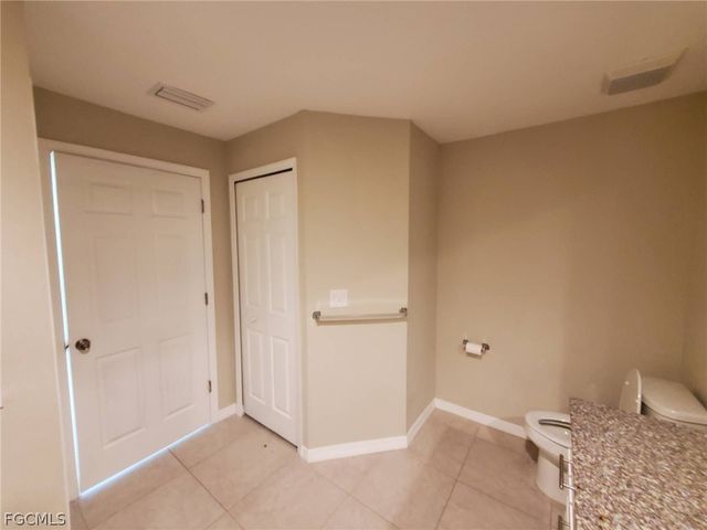 4701 SE 4th PL, Cape Coral, FL 33904