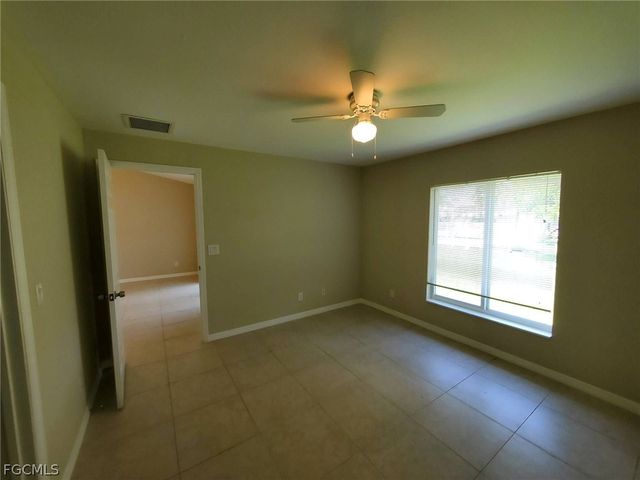 4701 SE 4th PL, Cape Coral, FL 33904