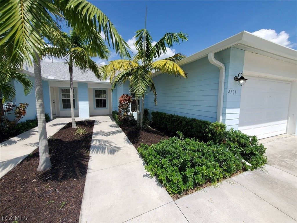 4701 SE 4th PL, Cape Coral, FL 33904