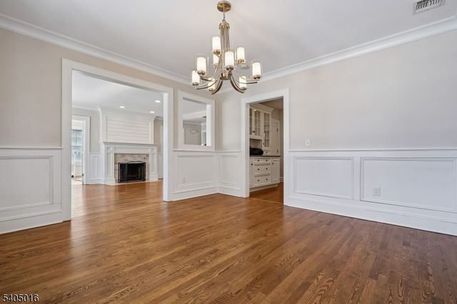 553 Parkview Ave, Westfield Town, NJ 07090