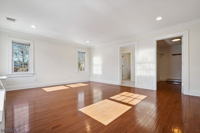 553 Parkview Ave, Westfield Town, NJ 07090