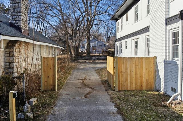 5514 PASEO Boulevard, Kansas City, MO 64110