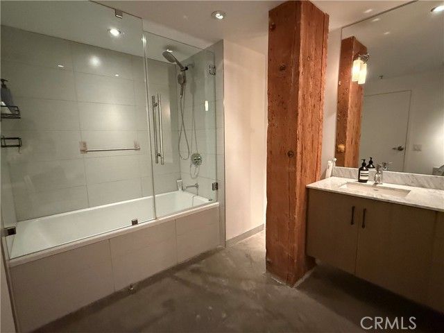 530 S Hewitt 146, Los Angeles, CA 90013