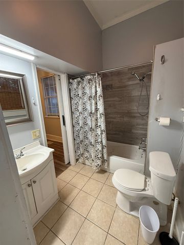 1528 Magnolia Avenue, Shreveport, LA 71101