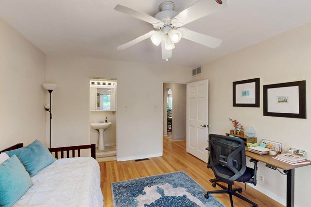 1017 PAMPAS Drive SE, Albuquerque, NM 87108