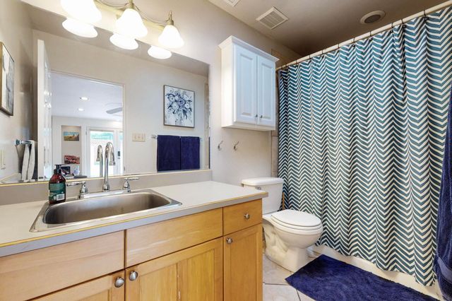 1017 PAMPAS Drive SE, Albuquerque, NM 87108