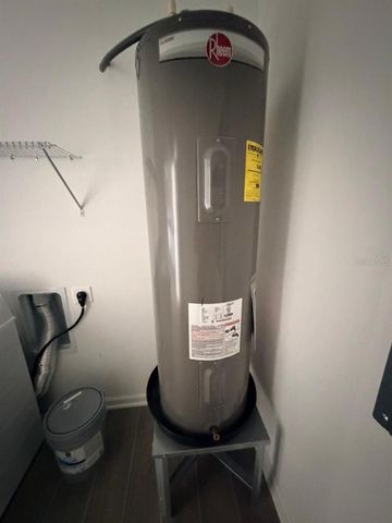 1661 CROSS PRAIRIE PARKWAY, Kissimmee, FL 34744