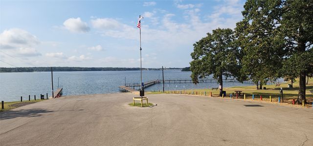 14029 Sitting Bull Drive, Log Cabin, TX 75148