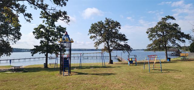 14029 Sitting Bull Drive, Log Cabin, TX 75148