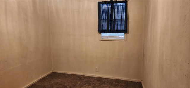 14029 Sitting Bull Drive, Log Cabin, TX 75148