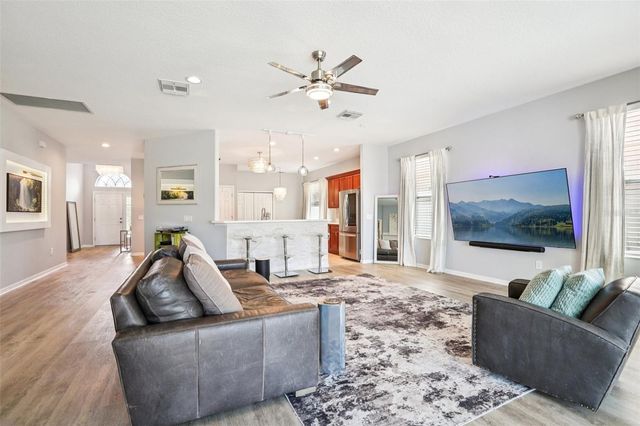 18028 MALAKAI ISLE DRIVE, Tampa, FL 33647