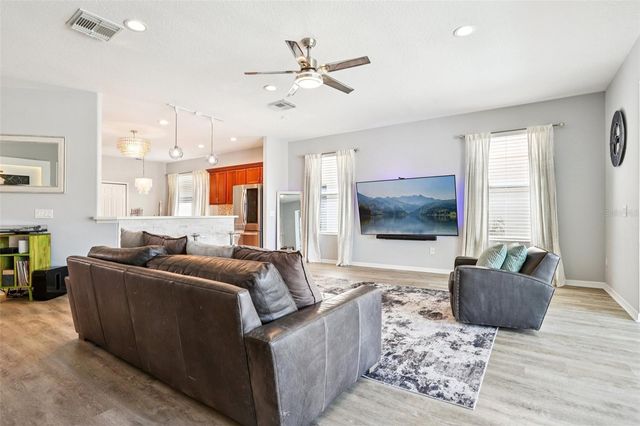 18028 MALAKAI ISLE DRIVE, Tampa, FL 33647