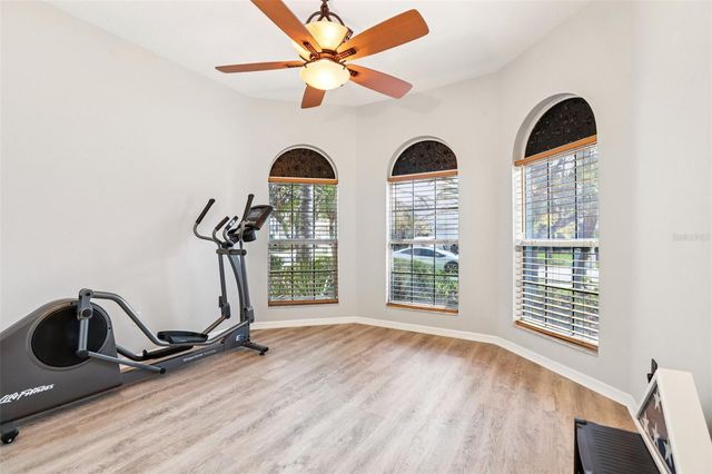 18028 MALAKAI ISLE DRIVE, Tampa, FL 33647