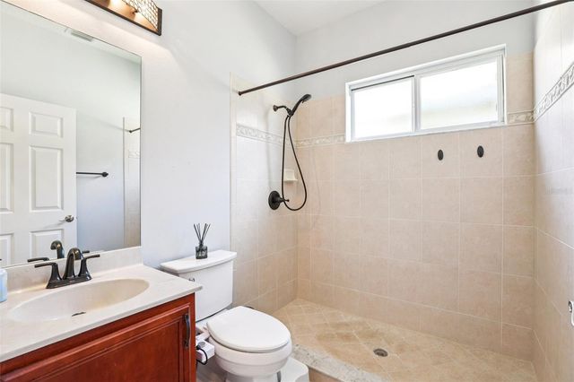 18028 MALAKAI ISLE DRIVE, Tampa, FL 33647