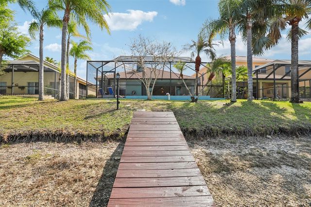 18028 MALAKAI ISLE DRIVE, Tampa, FL 33647