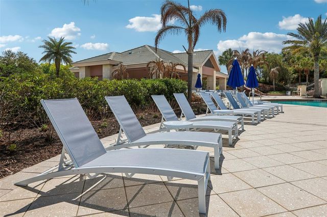 18028 MALAKAI ISLE DRIVE, Tampa, FL 33647