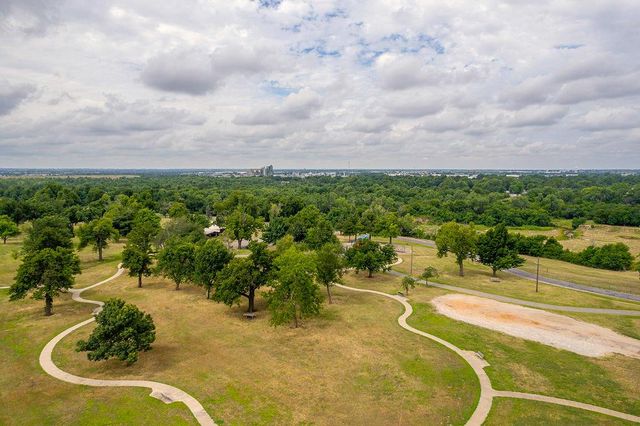 8300 NW 10th Street 154, Oklahoma City, OK 73127