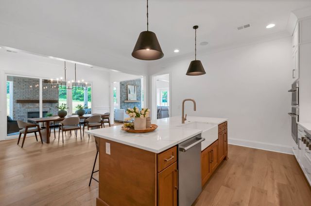8035 Cane Creek Rd, Nashville, TN 37221