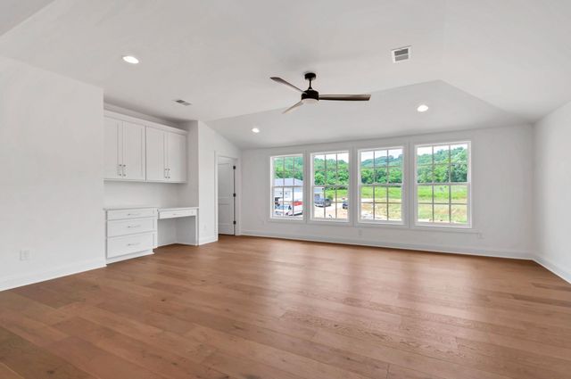 8035 Cane Creek Rd, Nashville, TN 37221