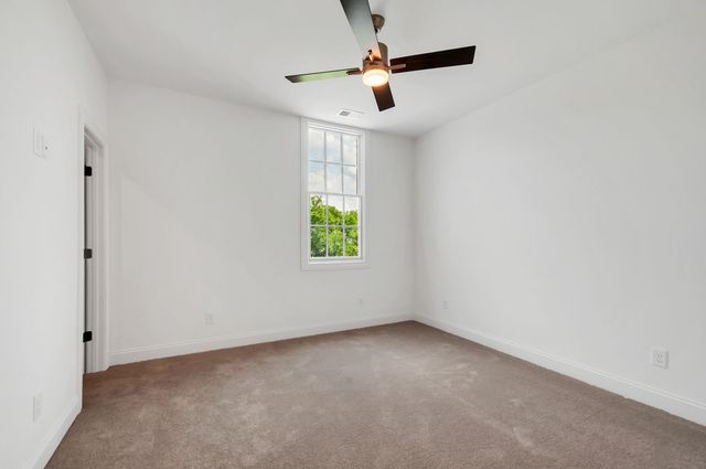 8035 Cane Creek Rd, Nashville, TN 37221