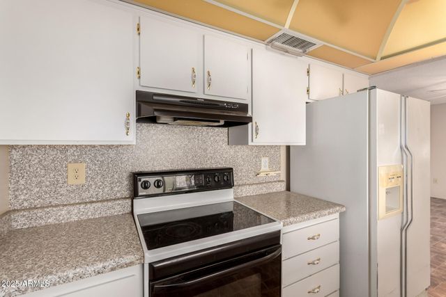 11046 W CAMPANA Drive, Sun City, AZ 85351