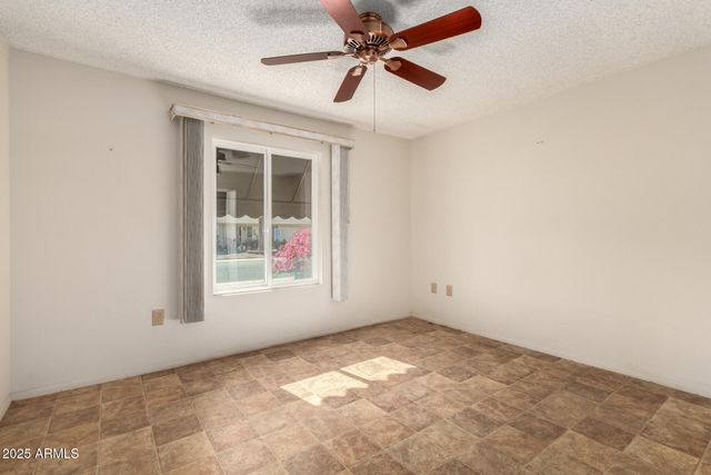 11046 W CAMPANA Drive, Sun City, AZ 85351