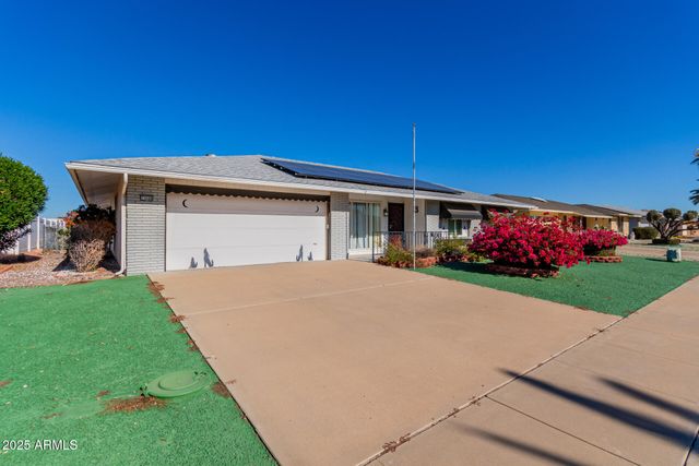 11046 W CAMPANA Drive, Sun City, AZ 85351