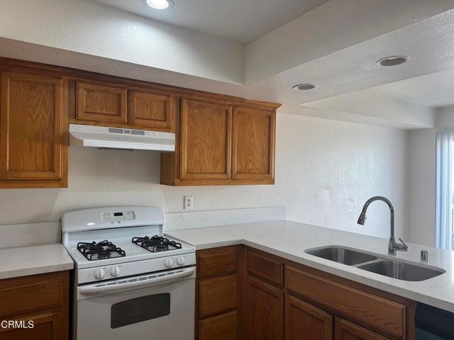 3115 Banning Avenue B, Lynwood, CA 90262