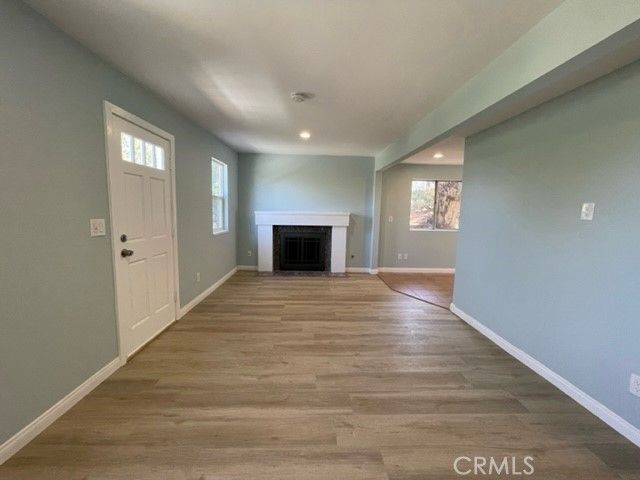 6818 Santa Susana Pass, Simi Valley, CA 93063