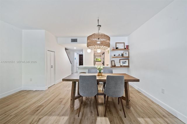 2600 Cardena St 11, Coral Gables, FL 33134